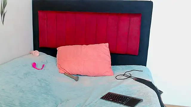 Snapshot of AMARYXS chatting on 02.09.26 AMARYXS online show from 02.09.26