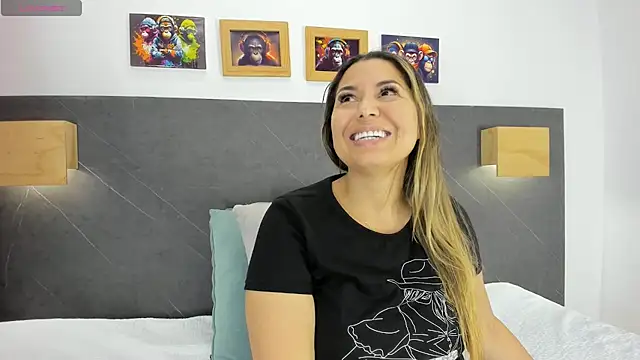 Andhrea Vale online show from 02.24.26