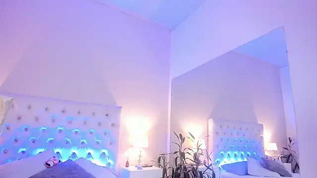 Scarlett Bunny  online show from 04.24.26