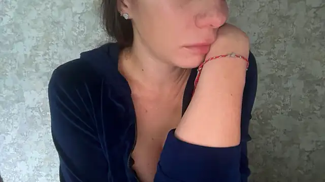 Angelinaa19 online show from 04.21.26