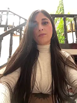 FrancescaSkuirt online show from 03.06.26