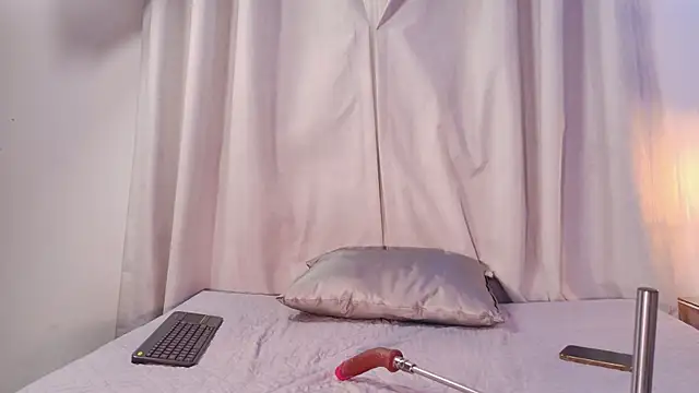 crystal gilton online show from 07.01.26