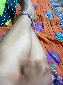 Snapshot of Rathi_telugu_couple chatting on 04.17.26 Rathi telugu couple online show from 04.17.26