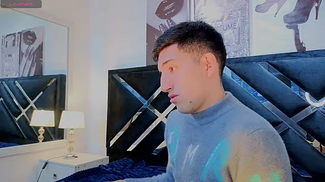 Un Sluttyy online show from 04.25.26