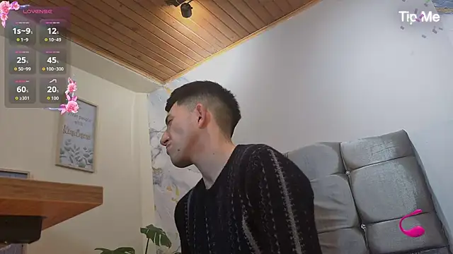 Un Sluttyy online show from 07.17.26