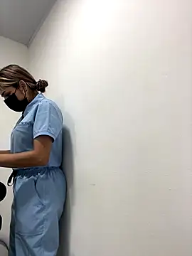 Snapshot of Sara__Secret chatting on 12.15.25 Sara Secret online show from 12.15.25