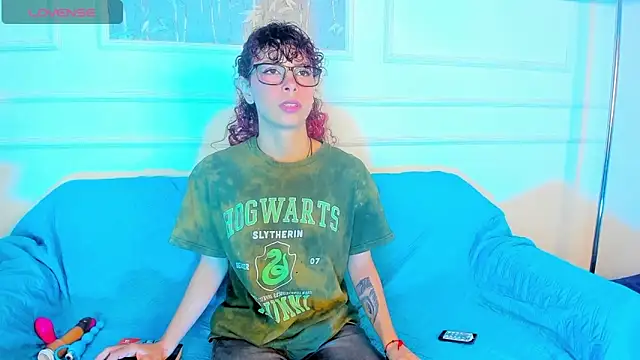 AliceMadnes online show from 01.16.26