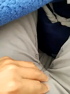 Snapshot of Zarcillo56 chatting on 11.06.25 Zarcillo56 online show from 11.06.25