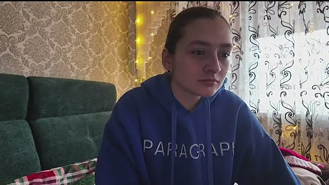 SweetLiaison online show from 12.23.25