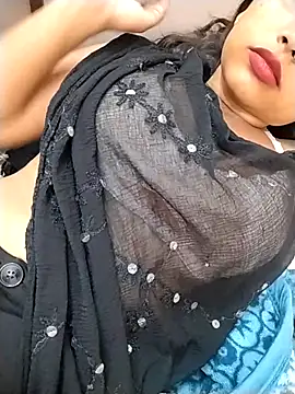 Snapshot of Sexy_Divya__ chatting on 05.08.26 Sexy Divya online show from 05.08.26