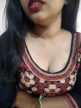 Snapshot of Sexy_Divya__ chatting on 05.12.26 Sexy Divya online show from 05.12.26