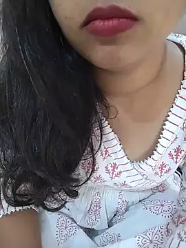 Snapshot of Sexy_Divya__ chatting on 05.13.26 Sexy Divya online show from 05.13.26