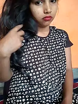 Snapshot of Sexy_Divya__ chatting on 05.17.26 Sexy Divya online show from 05.17.26