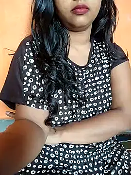 Snapshot of Sexy_Divya__ chatting on 05.18.26 Sexy Divya online show from 05.18.26