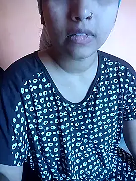 Snapshot of Sexy_Divya__ chatting on 05.18.26 Sexy Divya online show from 05.18.26