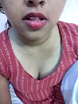 Snapshot of Sexy_Divya__ chatting on 05.25.26 Sexy Divya online show from 05.25.26