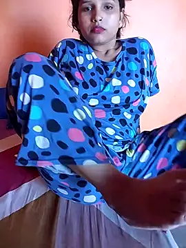 Snapshot of Sexy_Divya__ chatting on 06.15.26 Sexy Divya online show from 06.15.26