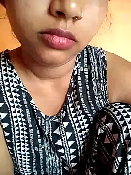 Sexy Divya   online show from 06.22.26