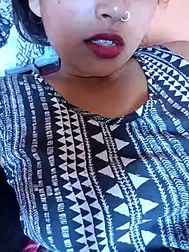 Sexy Divya   online show from 06.23.26