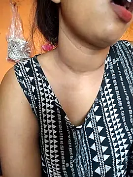 Sexy Divya   online show from 06.25.26
