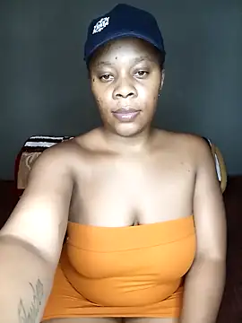 Emmylove-xr25 online show from 11.28.25