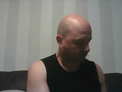 Snapshot of Askosex111 chatting on 11.07.25 Askosex111 online show from 11.07.25