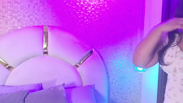 aria sm online show from 12.23.25