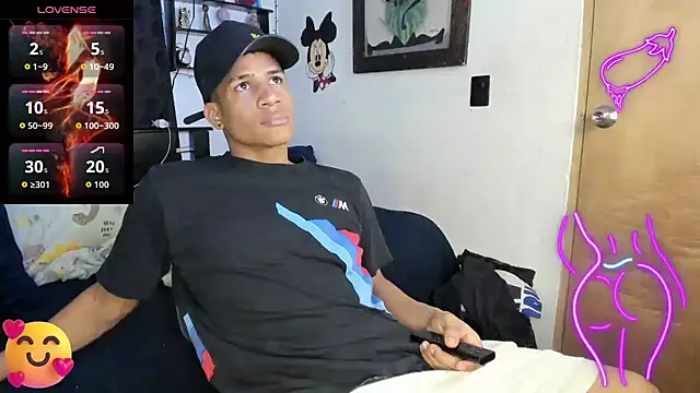 Snapshot of JUANBIGCOCK21CM chatting on 01.06.26 JUANBIGCOCK21CM online show from 01.06.26