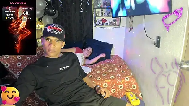 Snapshot of JUANBIGCOCK21CM chatting on 02.25.26 JUANBIGCOCK21CM online show from 02.25.26