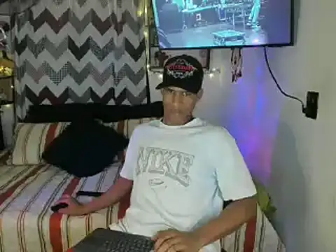 JUANBIGCOCK21CM online show from 05.25.26