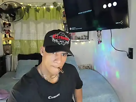 JUANBIGCOCK21CM online show from 06.22.26