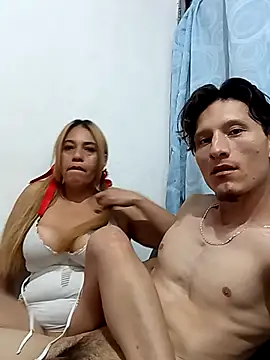 Snapshot of xXAndreyAndMariaXx chatting on 11.14.25 xXAndreyAndMariaXx online show from 11.14.25