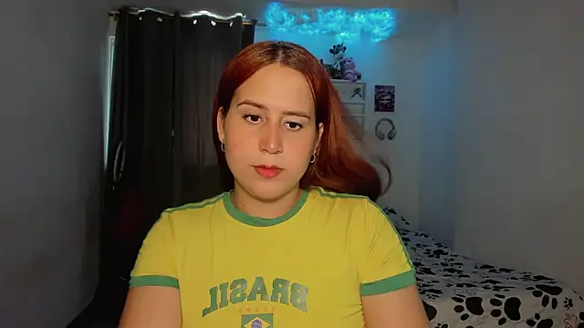Snapshot of Sofiababyy chatting on 07.27.26 Sofiababyy online show from 07.27.26