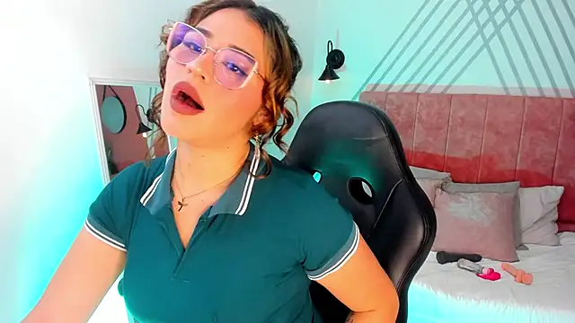 Snapshot of Dakhota_Rouge chatting on 01.08.26 Dakhota Rouge online show from 01.08.26