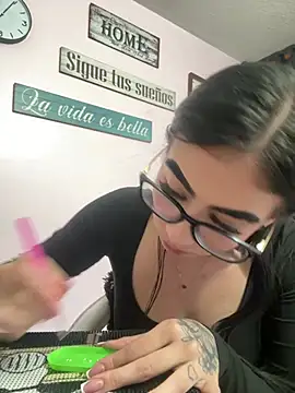 SCARLETT INK  online show from 05.08.26