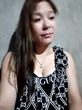 Lyla john online show from 02.24.26