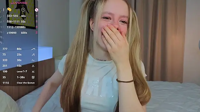 TiffinyMergist online show from 03.06.26