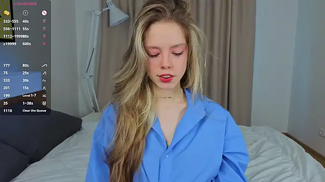 TiffinyMergist online show from 03.08.26