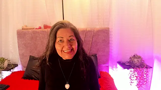 Victoriaa Anderson online show from 06.05.26