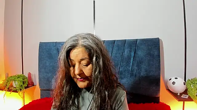Victoriaa Anderson online show from 06.13.26
