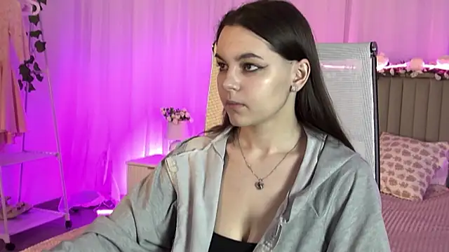 FrancescaCavaliere online show from 04.22.26