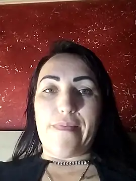 Snapshot of ArianaXFresh chatting on 11.14.25 ArianaXFresh online show from 11.14.25