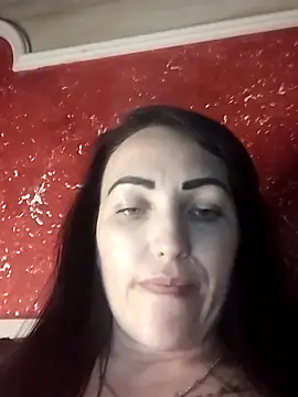 Snapshot of ArianaXFresh chatting on 11.22.25 ArianaXFresh online show from 11.22.25