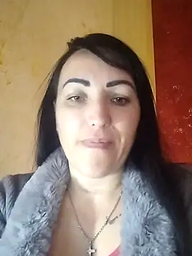 Snapshot of ArianaXFresh chatting on 12.02.25 ArianaXFresh online show from 12.02.25