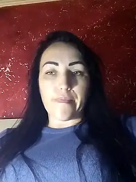 Snapshot of ArianaXFresh chatting on 12.03.25 ArianaXFresh online show from 12.03.25