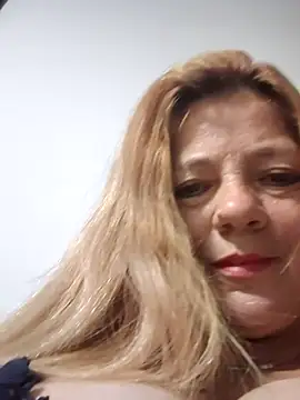 karlaanqui1 online show from 04.27.26