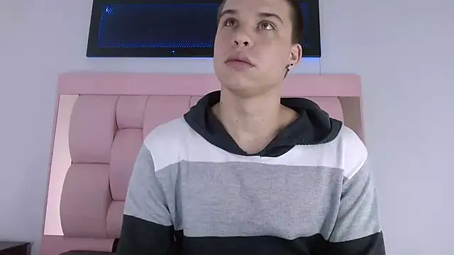 Liam York  online show from 11.20.25