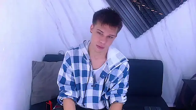 Liam York  online show from 03.09.26