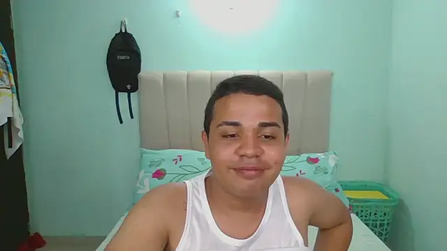 Snapshot of hot_boyy11 chatting on 11.11.25 hot boyy11 online show from 11.11.25