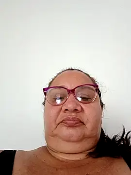 Snapshot of HotXXXgirl_01 chatting on 11.14.25 HotXXXgirl 01 online show from 11.14.25